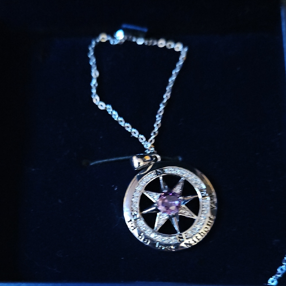 Elegant Gold and Purple Pendant Necklace